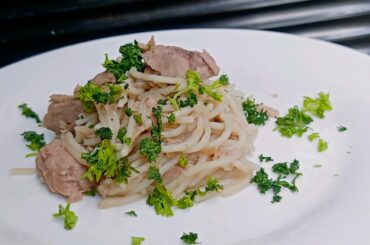 ITALIAN CUISINE ( AGLIO E OLIO )