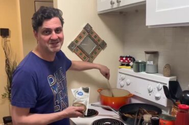 Quarantine Cooking With Dave Penne Peppers and Hot Italian Sausage