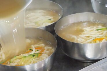 wow amazing best Street Food   ITALIAN PIZZA PIES Slice & Co NYC $8