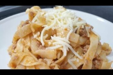 how to cook Ragu alla Bolognese Italian recipe with tagliatelle pasta