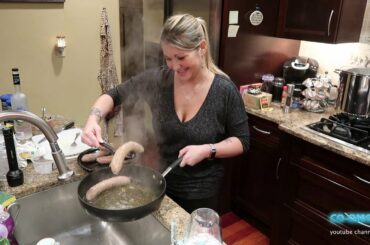 Play with My Meat?! White Sausage Girl :D Italian cook kitchen fun entertain