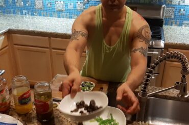 Italian bread pizza with provolone: 2 style pizza