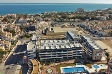 VDE 123 Luxueze resort appartement dichtbij strand, restaurants, shopping centre met zwembad, gym