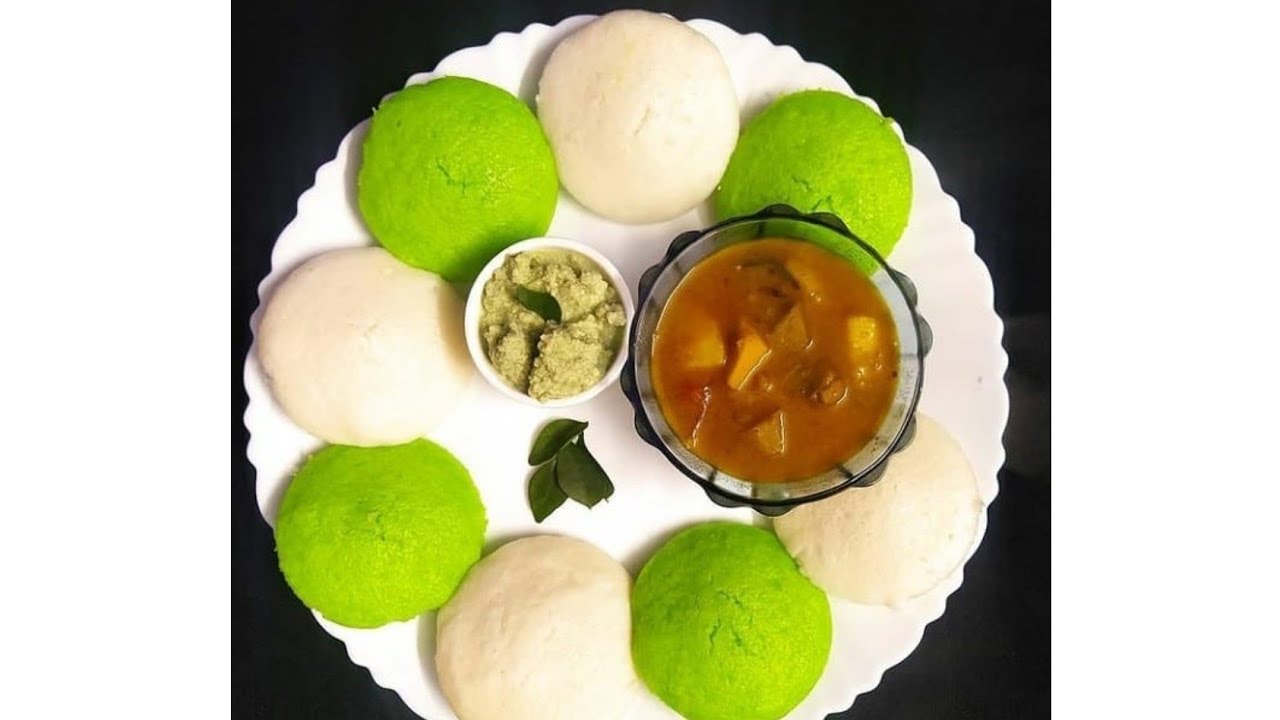 Thele wale kePalak n BeetRoot Idli | Delhi Street Food Thele wale kePalak n BeetRoot Idli | Delhi Street Food