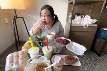 Lunch in hotel noj sus hauv tsev so