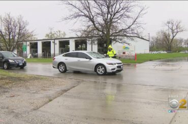 Restaurants Continue Dine-In As Governor Says Indoor Dining Ban Will Continue