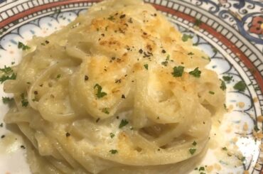 The Best Fettuccine Alfredo Ever!