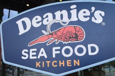 Raw Oysters & Family Tradition at Deanie's Seafood Restaurant in New Orleans