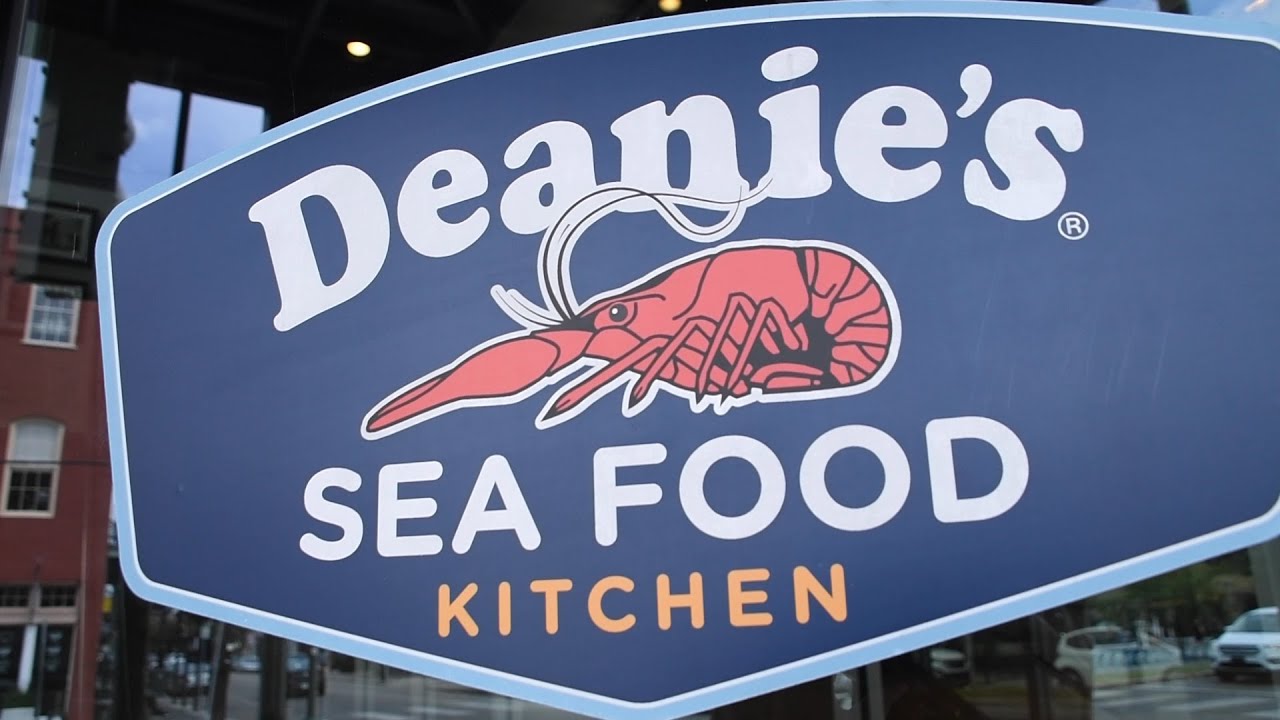 Raw Oysters & Family Tradition at Deanie's Seafood Restaurant in New Orleans Raw Oysters & Family Tradition at Deanie's Seafood Restaurant in New Orleans