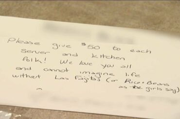 Customer tips $950 for staff at a Castle Pines restaurant