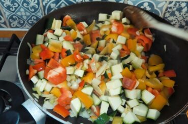 EASY VEGETARIAN PASTA RECIPE (RIGATONI ALL' ORTOLANA) ITALIAN STYLE