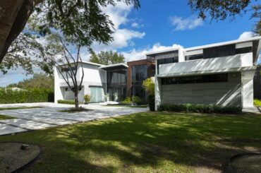 Property Showcase | 9121 SW 62nd Ct, Pinecrest