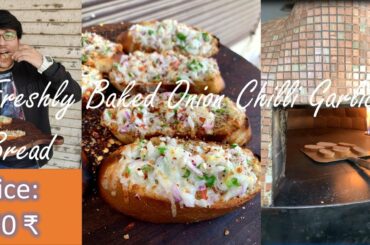 Making of Freshly Baked Onion Chilli Cheese Garlic Bread - Italian Style Tasty Bread #Shorts