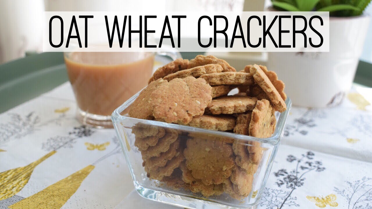 Baked Oat Wheat Crackers Recipe | Healthy Wheat Italian Crackers | Low Calorie Evening Snack Idea Baked Oat Wheat Crackers Recipe | Healthy Wheat Italian Crackers | Low Calorie Evening Snack Idea