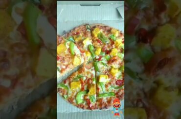 I make paneer pizza with fusion flavors of both Indian and Italian cuisine. #shorts