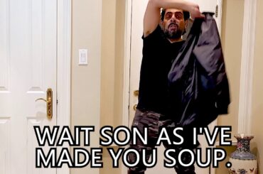 HOW ITALIANS GIVE YOU FOOD