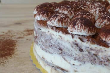 ULTIMATE ITALIAN CHOCOLATE TIRAMISU CAKE / NO BAKE / SUPER EASY RECIPE