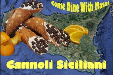 Cannoli Siciliani - Sicilian Cannoli dessert - Italian food