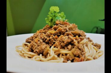 Simple Spaghetti Bolognese | Italian Recipe