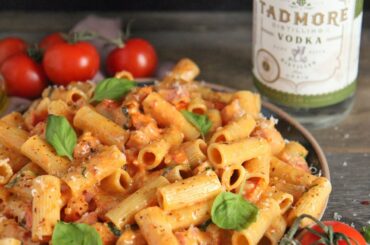 Papa Sal's Vodka Sauce - Starring: Papa Sal!