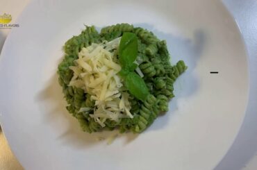 Pasta with healthy homemade spinach pesto and tuna