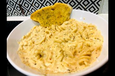 White Sauce Pasta | Italian Food at Home | Alfredo Pasta | Penne Pasta | Italian style Creamy Pasta