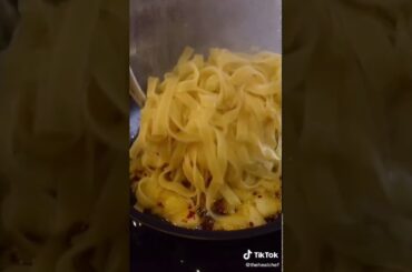 Reply to @shelbyhyoung One of my favourite pasta dishes from the movie ‘Chef’  For those who think I