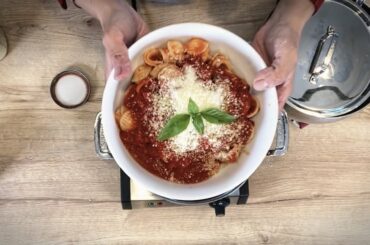 Izzy Meals: Authentic Italian Tomato Sauce