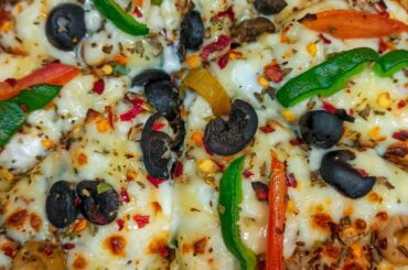 Street style Italian Pizza | Italian Pizza| Tasty Healthy Yummy #shorts #youtubeshorts #italianpizza