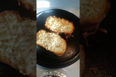 Destiny 2 - When guardians need some Italian food. Bon Apetito!