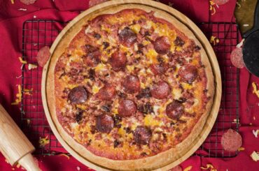 How to make COPYCAT PAPA JOHN'S PIZZA | Recipes.net