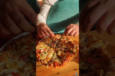 Veg Cheese Pizza | Beatles Cafe, Rishikesh