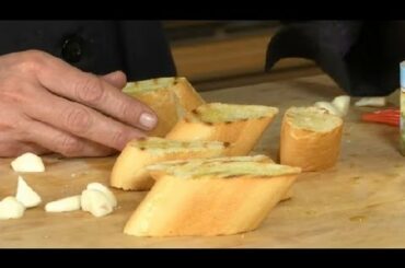 Authentic Italian Garlic Toast : Conventional Cooking