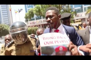 Uganda's Bobi Wine briefly detained at 'peaceful protest'