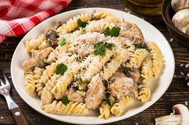 Creamy Mushroom Chicken Pasta Recipe | Easy Dinner Recipes | Tasty Foods