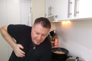 Creamy Chicken & Mushroom Fettuccini Aldante #Italian #Pasta #Romano #Aldi #Food #Cooking #Chicken