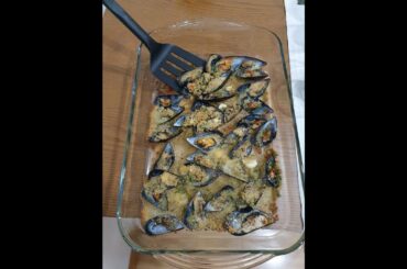 Highlights Italian Mussels Recipes - Cozze Gratinate & Impepata di Cozze