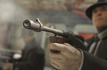 Gangster Attack Italian Restaurant - Mafia Remake