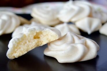 How To Make Italian Meringue - Simple Recipe