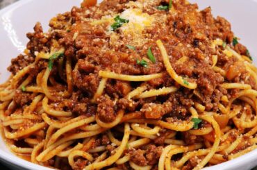 Super Easy Spaghetti and Meat Sauce Recipe | Meat Sauce Recipe