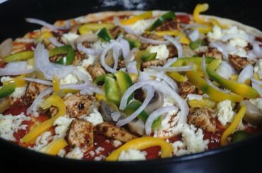 Italian Pizza Recipe by Food n Foodise || easy italian pizza recipe||