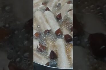 cannoli (easy way to make Italian cannoli)