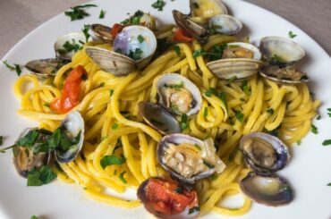 Spaghetti With Clams-Italian Recipe