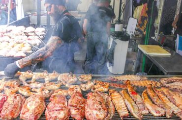 Best of European Grills on the Road. Ribs, Pork, Huge Steaks and more Meat. Italy Street Food Event