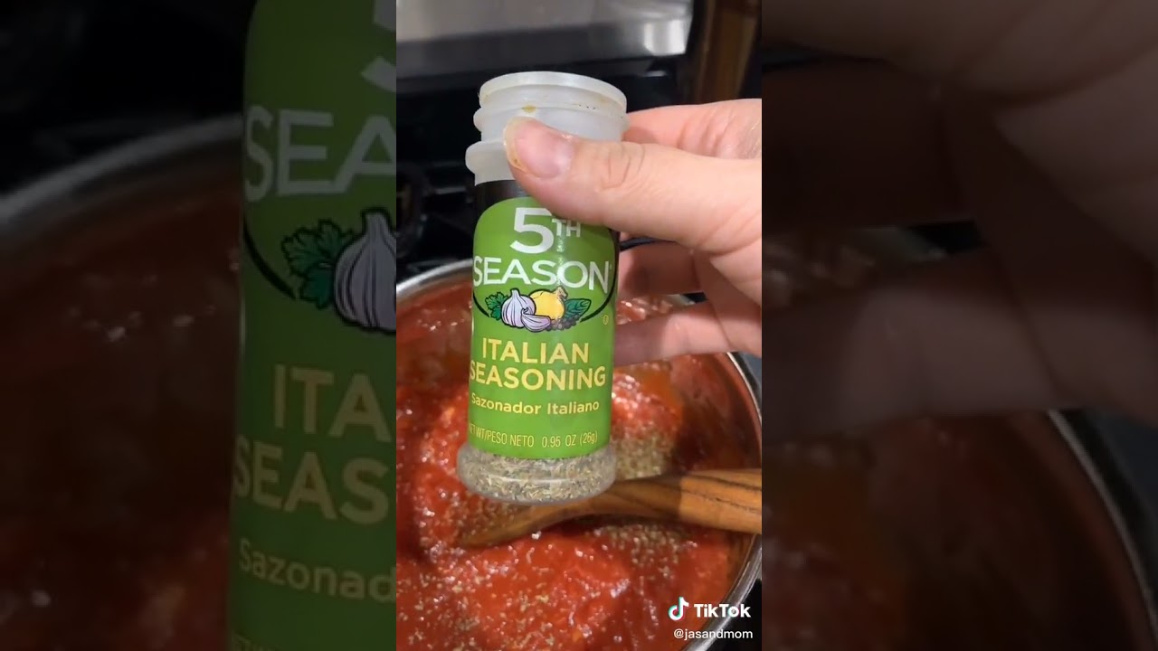 Poor man tour of Italy Dinner #marinarasauce #olivegarden #chickenparmesan #fy #WellDone Poor man tour of Italy Dinner #marinarasauce #olivegarden #chickenparmesan #fy #WellDone