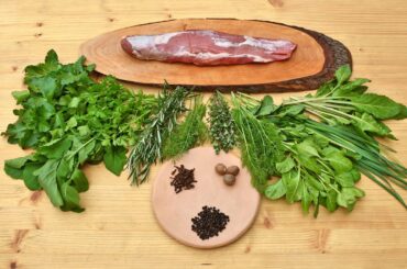 Medieval Erbe Minute - Meatballs with Herbs