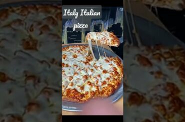Italy Italian Street Food Pizza| Street Food| Cheese burst pizza| Pizza Dominos | pizza lovers|
