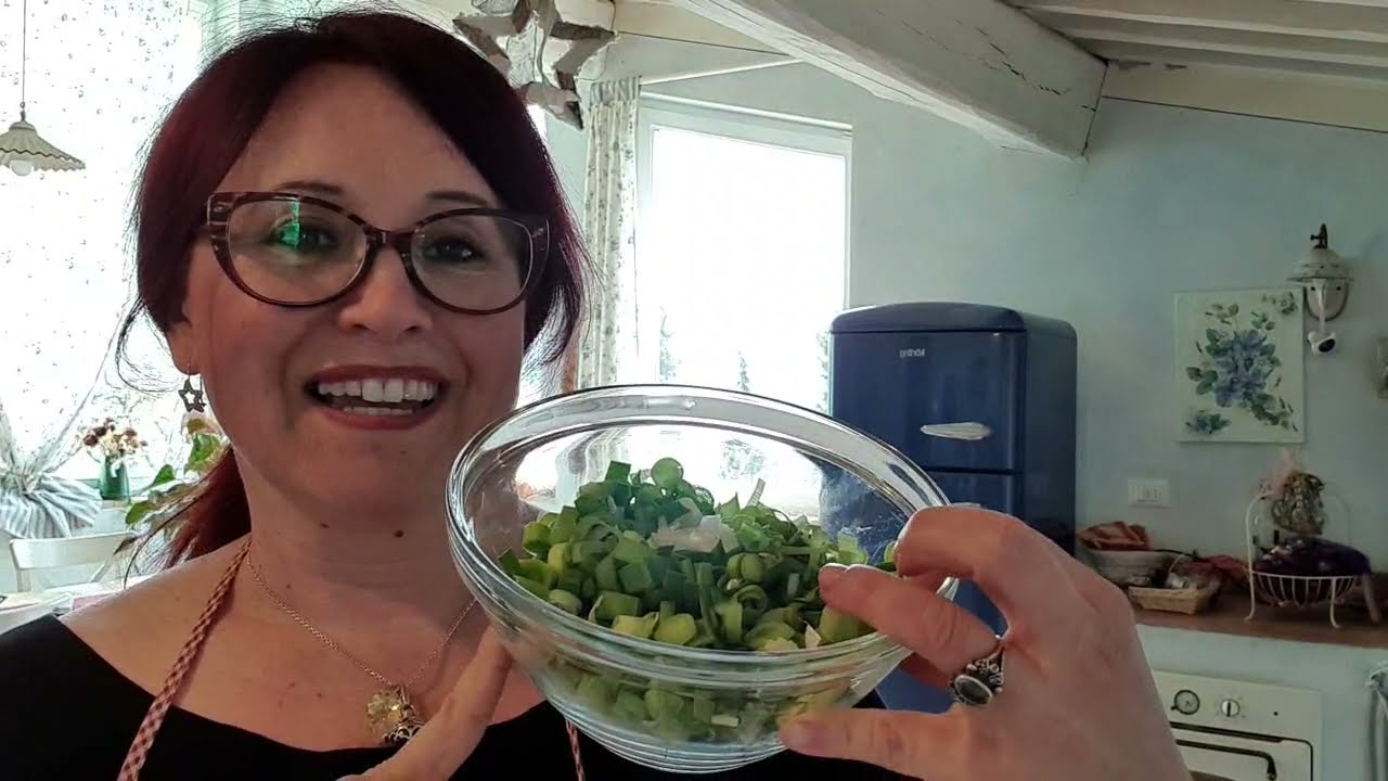 PASTA with LEEKS and PECORINO CREAM Recipe |The 12 Italy PASTA with LEEKS and PECORINO CREAM Recipe |The 12 Italy