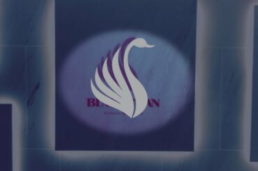 Tailor-made apartment by Italian interior designer