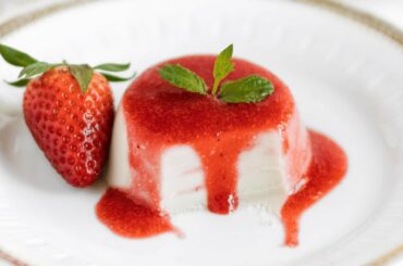 Vegan PANNA COTTA - Easy Italian Recipe